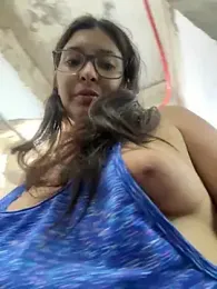 mariatudulceadiccion — Stripchat recorded stream image, 02.04.2025 11:00