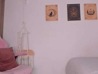 imrebecca — Camsoda recorded stream image, 02.04.2025 16:10