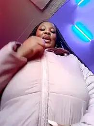 SWEETDOLLY29XX — Stripchat recorded stream image, 03.04.2025 04:00