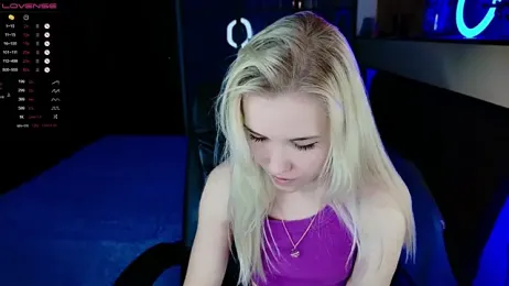 ShhhO_O — Stripchat recorded stream image, 03.04.2025 08:10