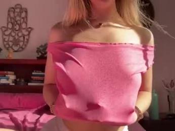 kittengirlxo — Chaturbate recorded stream image, 04.04.2025 01:40