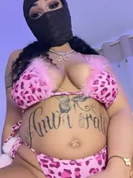 kamila_french — Stripchat recorded stream screenshot (04 Apr 2025)