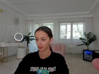 tiffanyhouston_ — Chaturbate recorded stream image, 05.04.2025 06:20