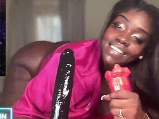 essenceblaque — Camsoda recorded stream image, 04.02.2025 17:00