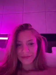 AnastasiaAniess — Stripchat recorded stream image, 05.04.2025 16:20