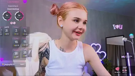 Britney_Lynch — Stripchat recorded stream image, 05.04.2025 20:00