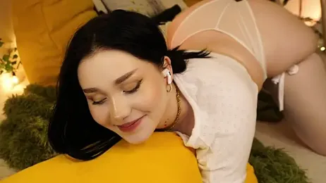 ScarletBlaze — Stripchat recorded stream image, 05.04.2025 18:10