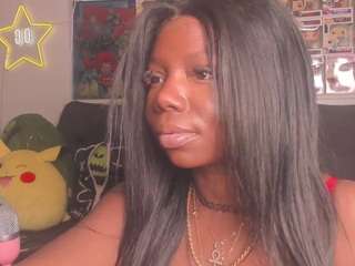 karliekayozz — Camsoda recorded stream image, 06.04.2025 00:50