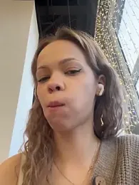 ValenciaShock — Stripchat recorded stream image, 06.04.2025 08:10
