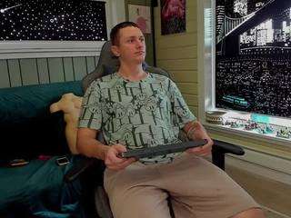 agatabryantt — Camsoda recorded stream image, 07.04.2025 07:20