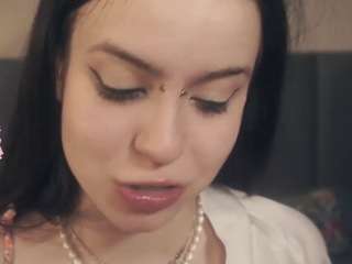 leilagladish — Camsoda recorded stream image, 07.04.2025 09:00