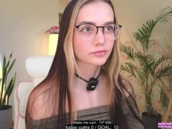 oooops__ — Chaturbate recorded stream image, 07.04.2025 15:10