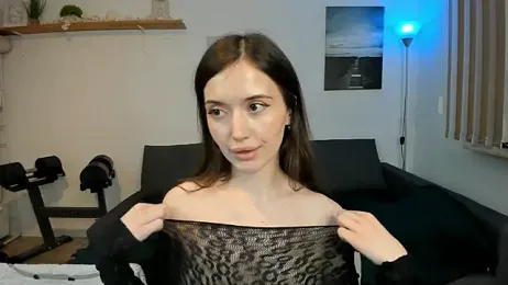 PollyFlame — Stripchat recorded stream screenshot (07 Apr 2025)