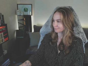 Adamova_Eva — Bongacams recorded stream image, 08.04.2025 18:40