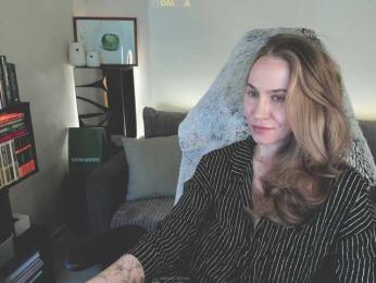 Adamova_Eva — Bongacams recorded stream image, 08.04.2025 18:40