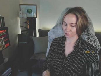 Adamova_Eva — Bongacams recorded stream image, 08.04.2025 18:40
