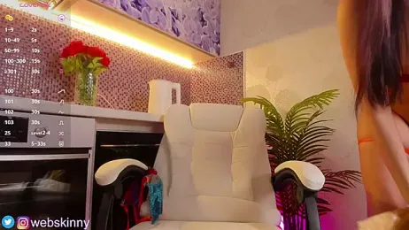 Top_Skinny — Stripchat recorded stream screenshot (09 Apr 2025)