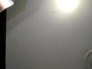 apotheosiss — Camsoda recorded stream image, 09.04.2025 06:20