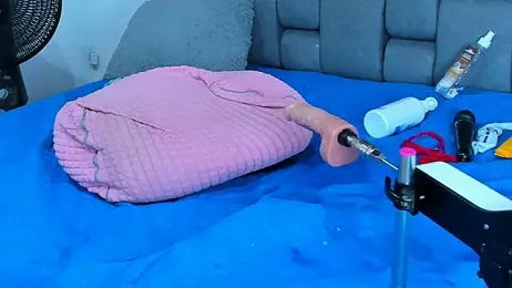 Couple_Gold69 — Stripchat recorded stream image, 09.04.2025 09:30
