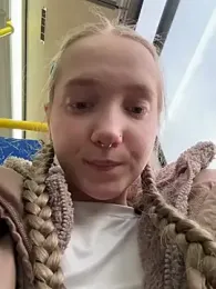 bambi_lu — Stripchat recorded stream image, 09.04.2025 13:10