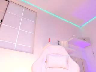 pamela-white — Camsoda recorded stream image, 09.04.2025 20:00