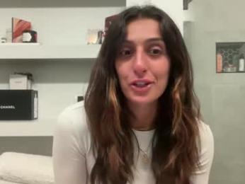 camiliakxoxo — Chaturbate recorded stream image, 10.04.2025 03:10