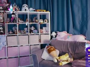 madnessalise — Chaturbate recorded stream screenshot (11 Apr 2025)