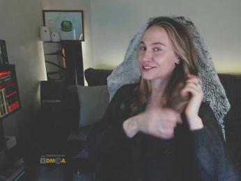 Adamova_Eva — Bongacams recorded stream image, 11.04.2025 18:00