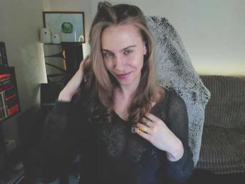 Adamova_Eva — Bongacams recorded stream image, 11.04.2025 18:00