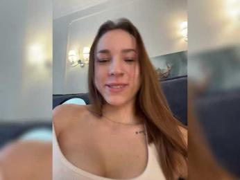 avolood — Bongacams recorded stream screenshot (12 Apr 2025)