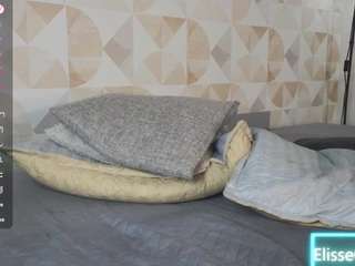 elissecinnamon — Camsoda recorded stream image, 12.04.2025 19:40