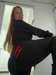 roouse — Stripchat recorded stream image, 12.04.2025 20:50