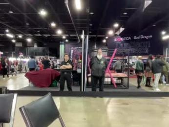 eve003300 — Chaturbate recorded stream image, 13.04.2025 18:40