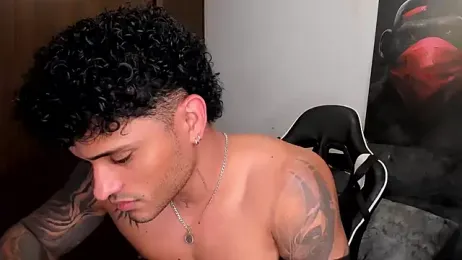 Alessandro_Vanni — Stripchat recorded stream image, 14.04.2025 01:30