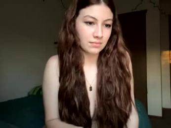 cami_calderon — Chaturbate recorded stream image, 14.04.2025 19:20