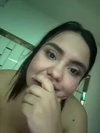 valeria2019hot — Stripchat recorded stream image, 14.04.2025 22:10