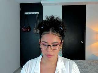 viioletlover — Camsoda recorded stream image, 16.04.2025 00:00