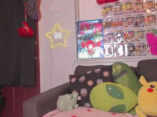 karliekayozz — Camsoda recorded stream image, 16.04.2025 02:50