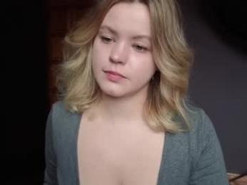 dianaholiday — Chaturbate recorded stream image, 16.04.2025 11:00