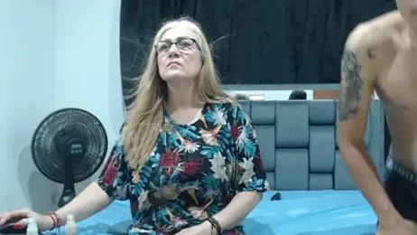 Sexytaty2022 — Stripchat recorded stream image, 16.04.2025 12:50