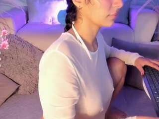 kiimthompson — Camsoda recorded stream image, 16.04.2025 13:20