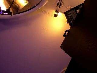 apotheosiss — Camsoda recorded stream image, 17.04.2025 01:30