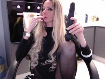 blondalina — Bongacams recorded stream image, 17.04.2025 07:00