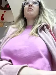 Teya_moon_ — Stripchat recorded stream image, 17.04.2025 12:20