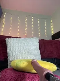 Sofhi_a20 — Stripchat recorded stream image, 05.02.2025 22:50