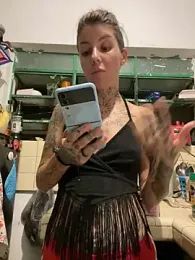 Izy_cute_ — Stripchat recorded stream screenshot (18 Apr 2025)