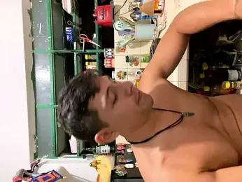 Izy_cute_ — Stripchat recorded stream screenshot (18 Apr 2025)