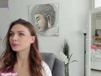 lili_and_niki — Chaturbate recorded stream image, 18.04.2025 09:40