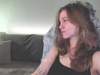 Adamova_Eva — Bongacams recorded stream image, 19.04.2025 10:30