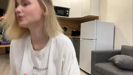 Adelovenick — Stripchat recorded stream image, 19.04.2025 13:20